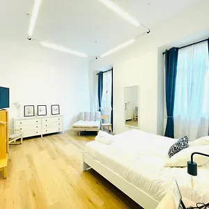 Hostal Larios, Málaga